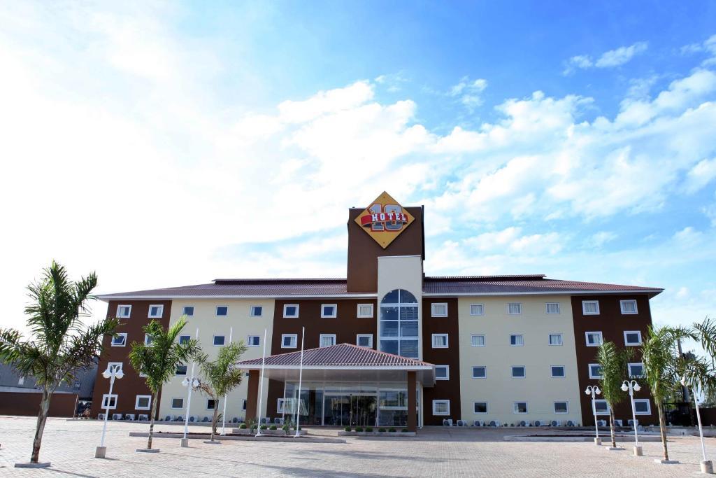 Hotel 10 Dourados Εξωτερικό φωτογραφία