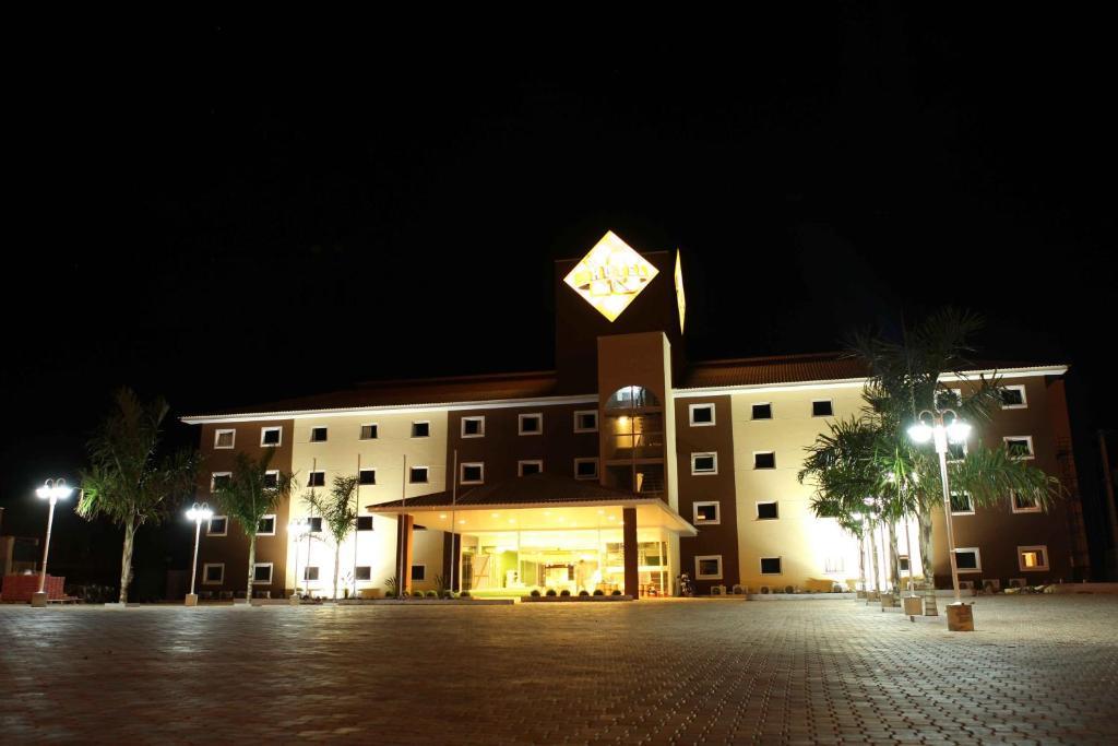Hotel 10 Dourados Εξωτερικό φωτογραφία