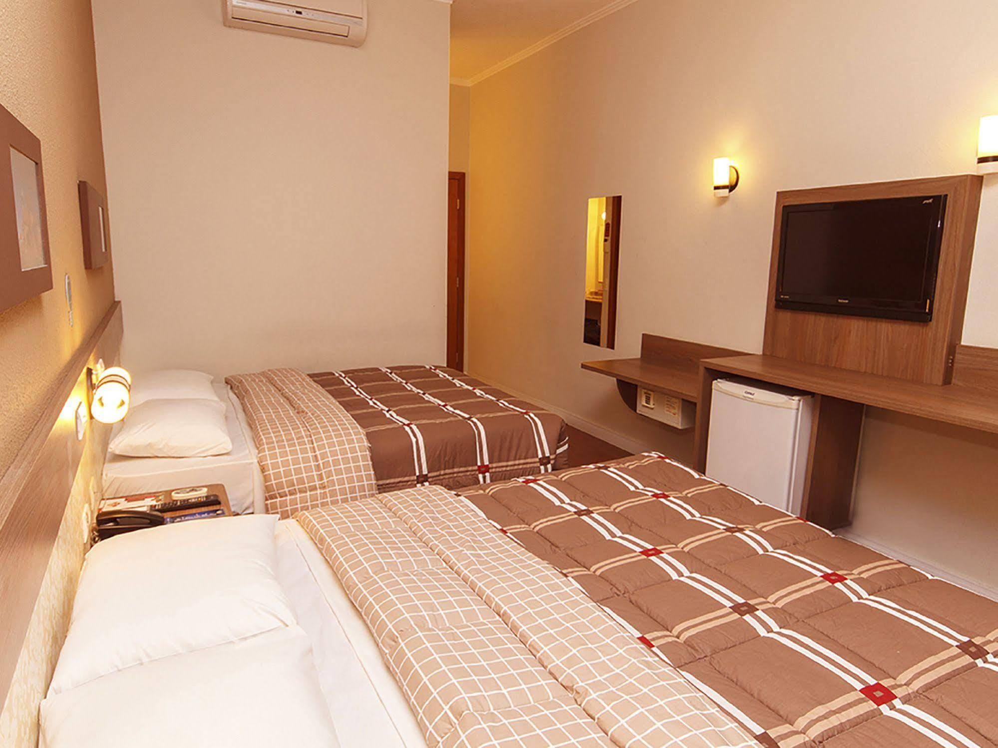 Hotel 10 Dourados Εξωτερικό φωτογραφία